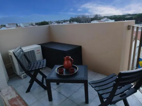 شقة A Pied Pour Cet Climatise - 4 Couchages -4plage9 *